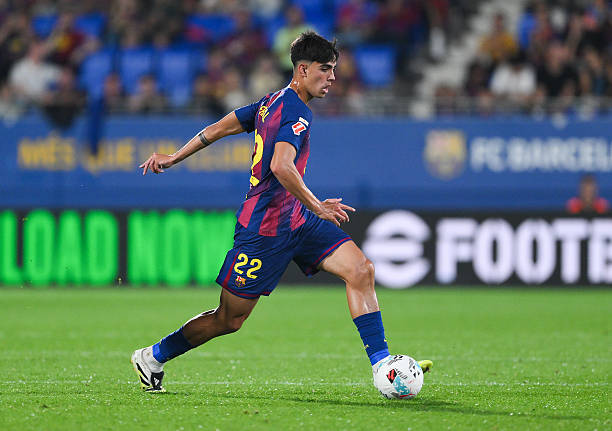Marc Bernal au Barça : "Je dois la vie à Hansi Flick"