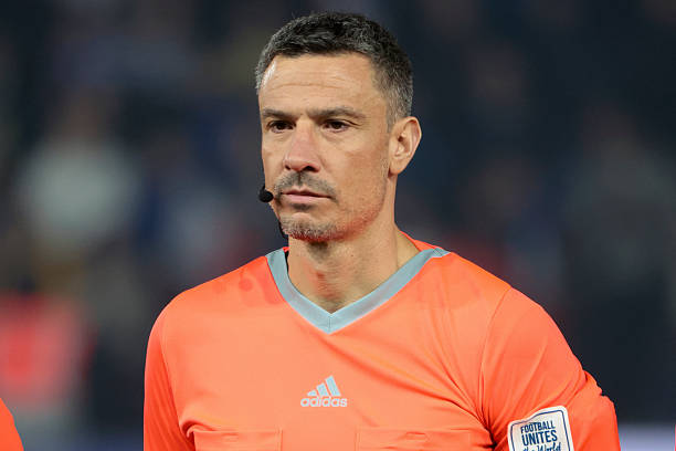 Chelsea - FC Barcelone : Slavko Vinčić au sifflet