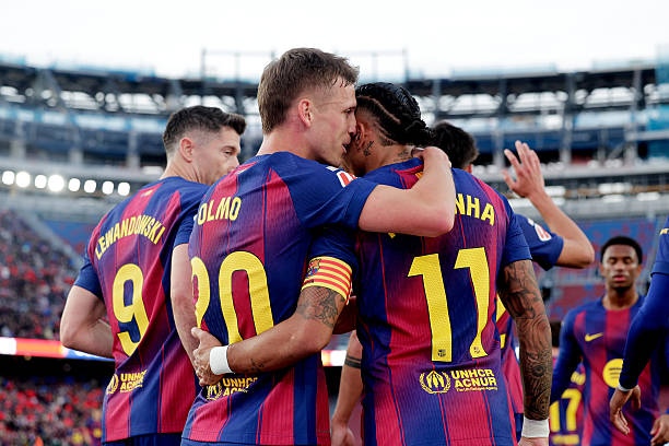 Résultat Barça Alavés : Olmo leader, Raphinha régale
