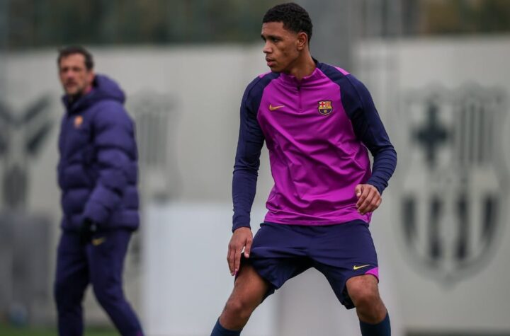 Qui est Juwensley Onstein, le nouveau défenseur du Barça