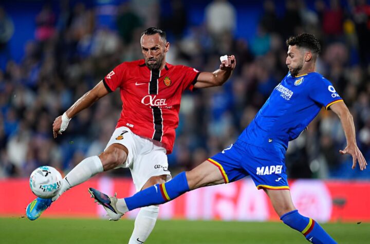 Mercato : Le FC Barcelone doublé par la MLS pour Vedat Muriqi ?