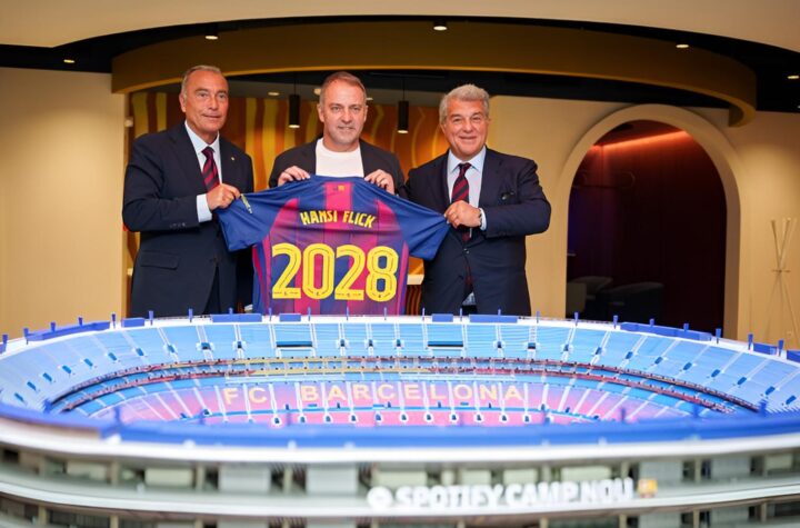 Hansi Flick prolonge officiellement jusqu'en 2028 !