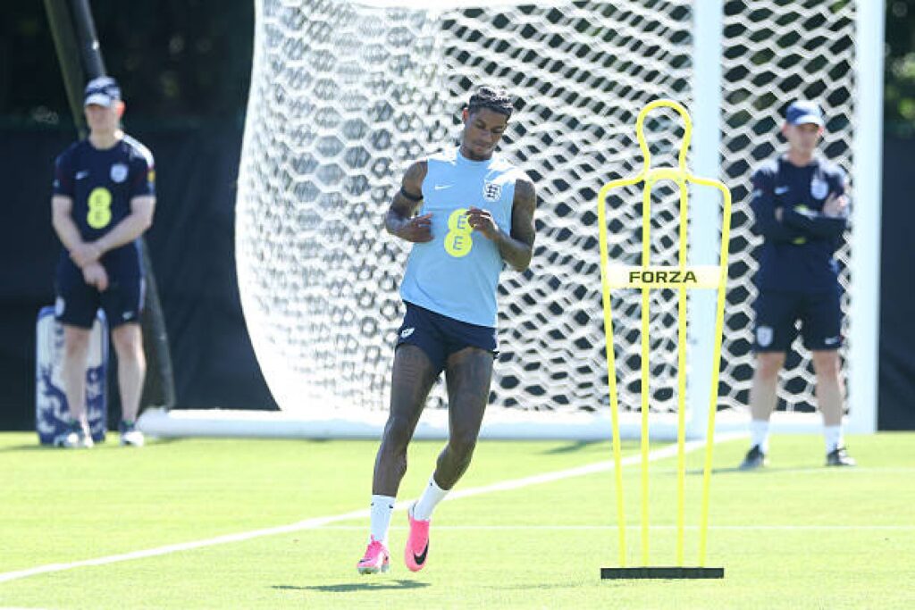 Révélation : Pourquoi Hansi Flick a sacrifié Rashford pour Gordon