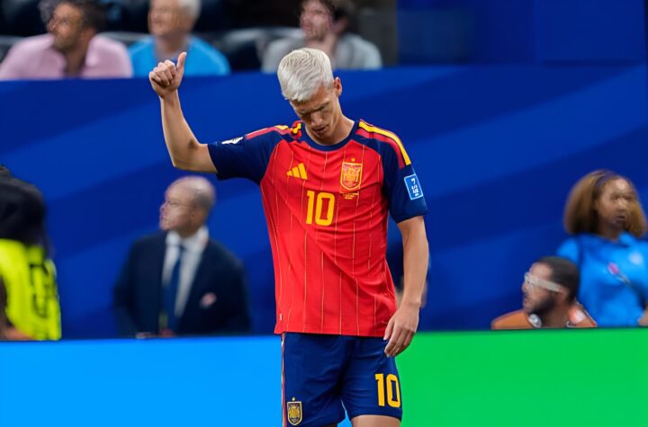 L'hommage touchant de Dani Olmo à Ferran Torres