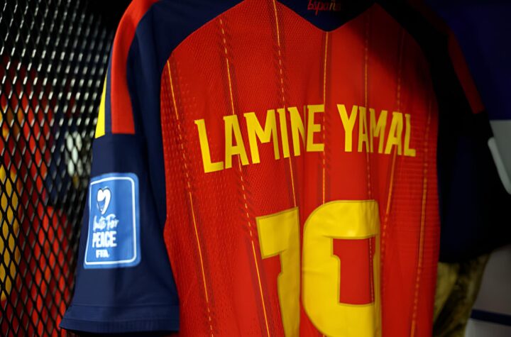 Lamine Yamal aperçu avec le maillot de la Colombie