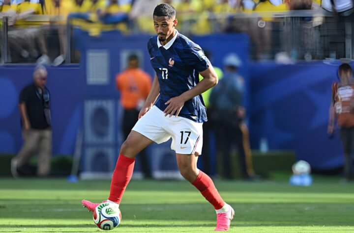 William Saliba au Barça : l'atout défensif à prix d'or