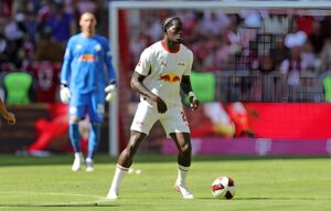 Castello Lukeba ciblé par le Barça pour remplacer Balde